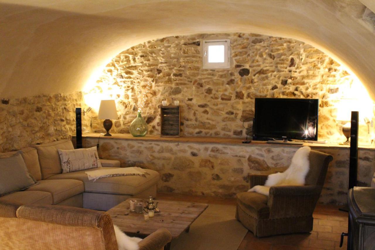 Les Romarins B&B, 10 Min D'Uzes, Piscine Et Grand Jardin, Table D'Hote Екстериор снимка